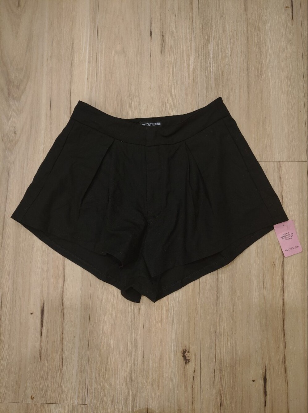 Prettylittlething Woven Tailored Shorts